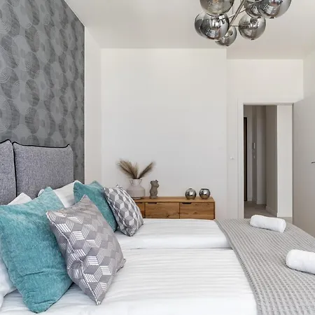 公寓 Plac Unii By Lion 格丁尼亚