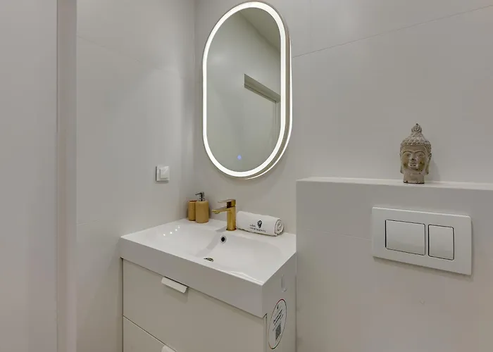 Plac Unii By Lion Lägenhet